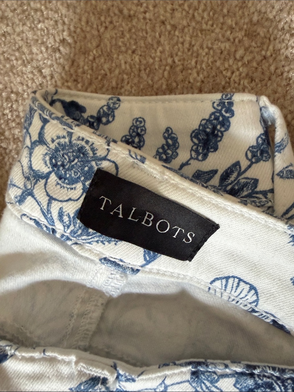 Talbots slim ankle Jeans with Blue Floral & Butterfly Print - Picture 3 of 3